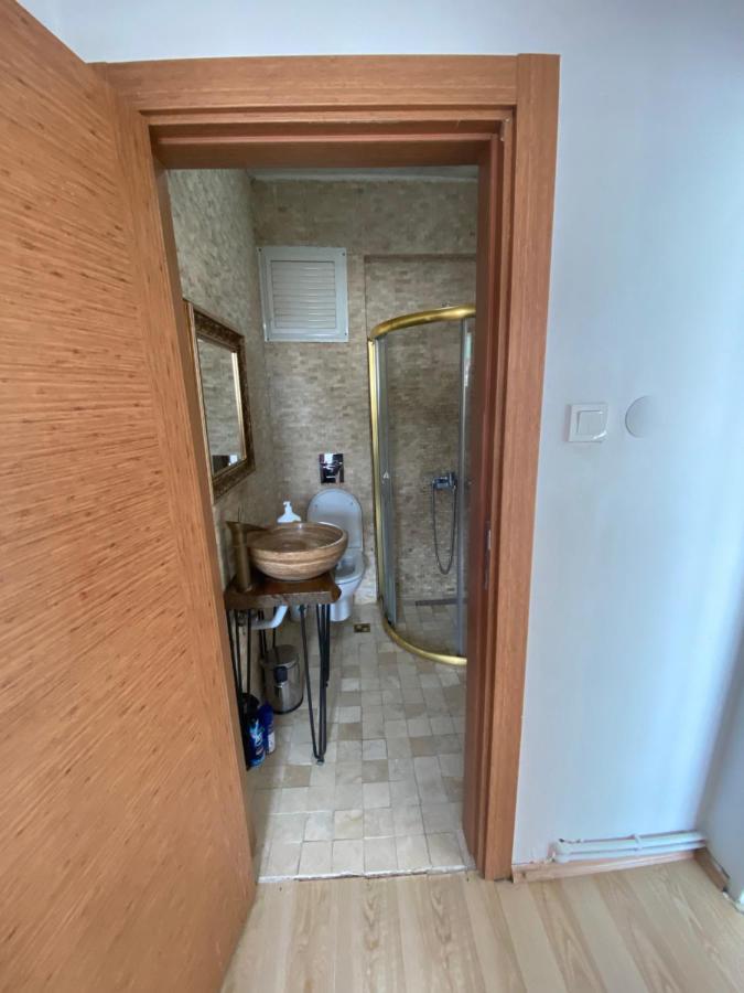 Apartament Old Town Kagitci Apart